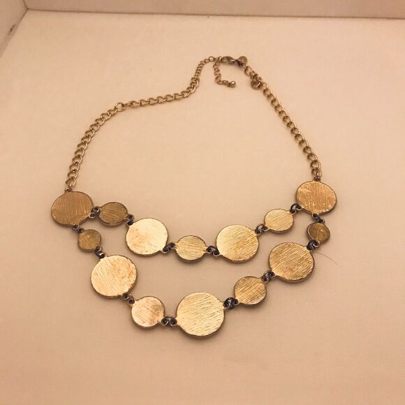 #2928 Burnt Pink Circles on Gold tone chain necklace - Picture 5 of 5